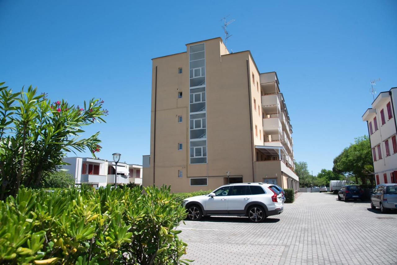 Verde Lido Adriano Vista Mare Exterior photo