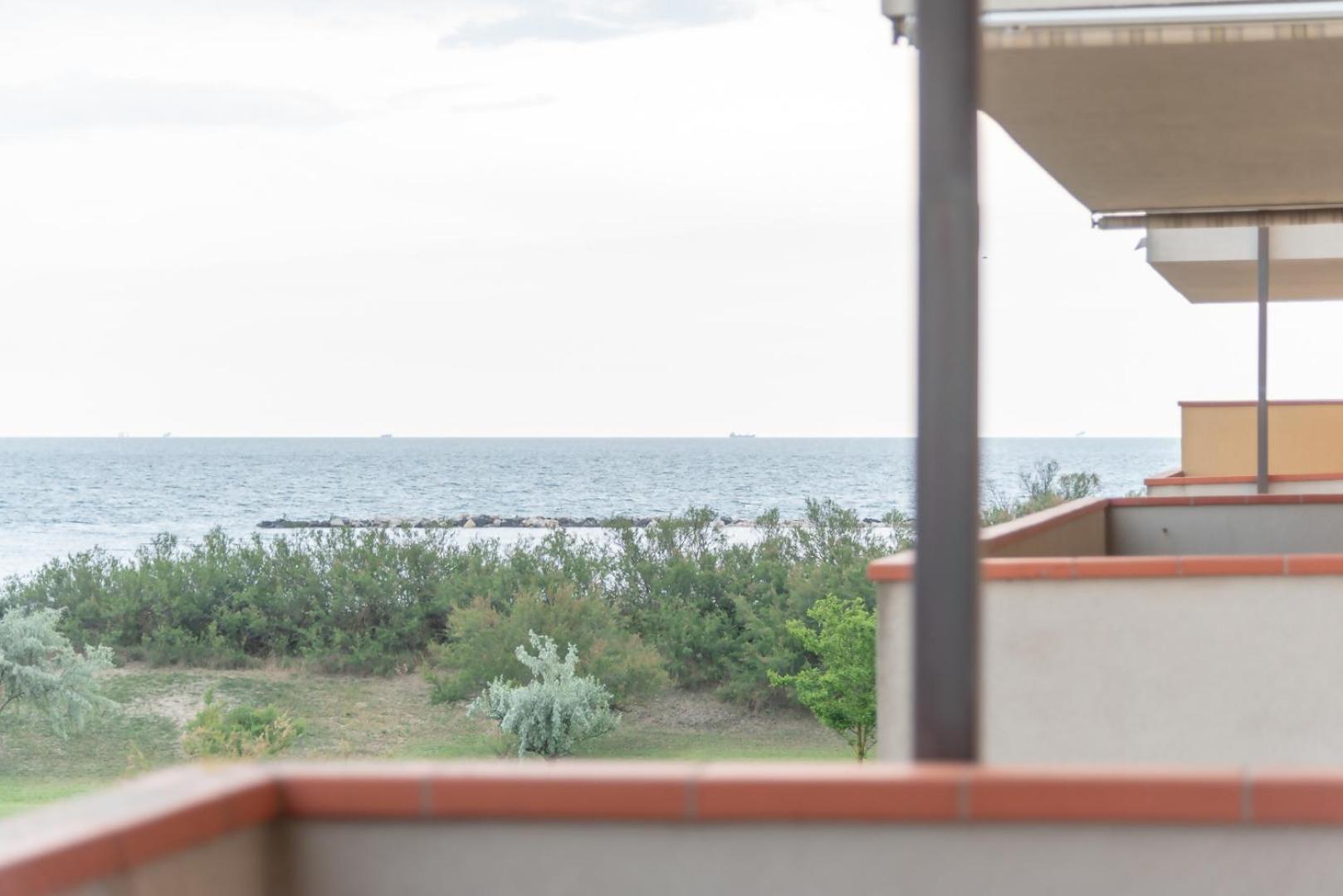 Verde Lido Adriano Vista Mare Exterior photo
